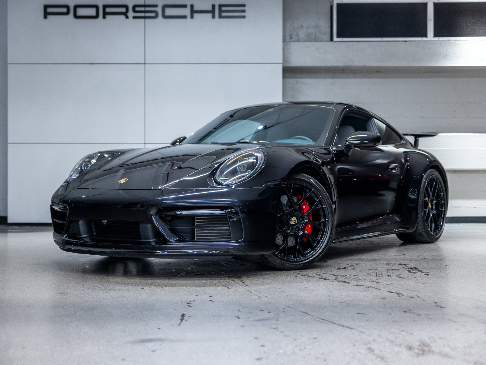 Certified 2024 Porsche 911 Carrera S RWD image 1