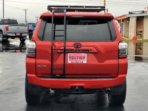 Used 2020 Toyota 4Runner SR5 image 5