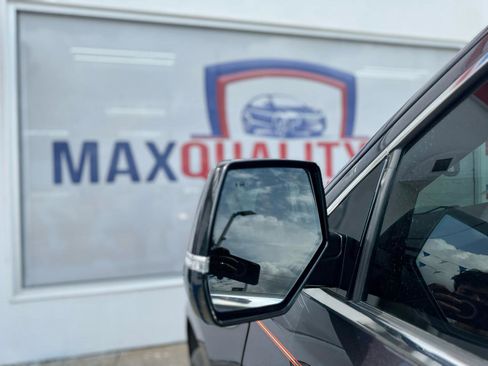 Used 2016 Cadillac Escalade ESV Luxury image 53