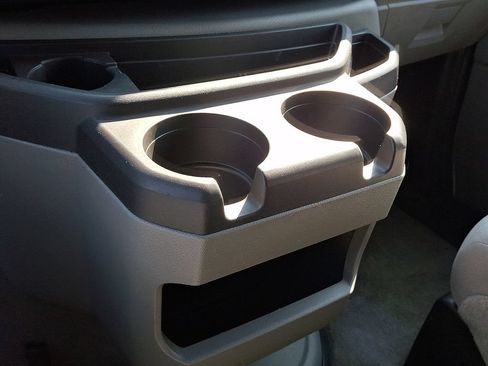 Used 2012 Ford E-350 and Econoline 350 XLT RWD image 25