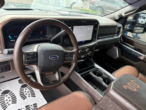 Certified 2025 Ford F350 King Ranch AWD/4WD image 19