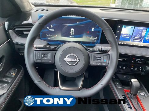 New 2026 Nissan Kicks SR image 32