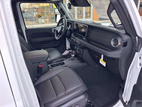 New 2026 Jeep Gladiator Sport AWD/4WD image 39