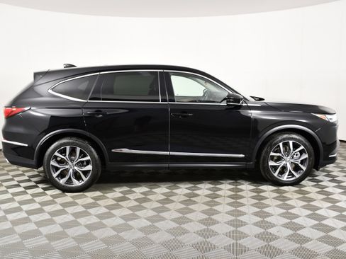 Certified 2024 Acura MDX SH-AWD w/ Technology Package image 5