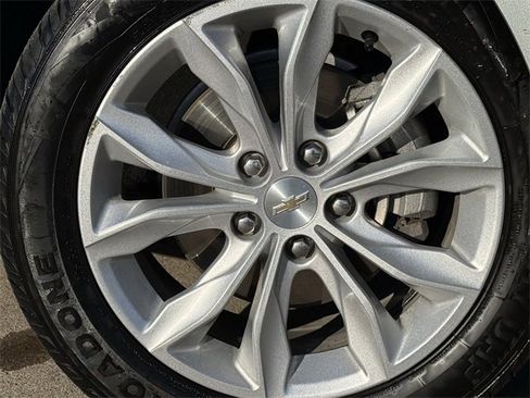 Used 2025 Chevrolet Malibu LT image 10