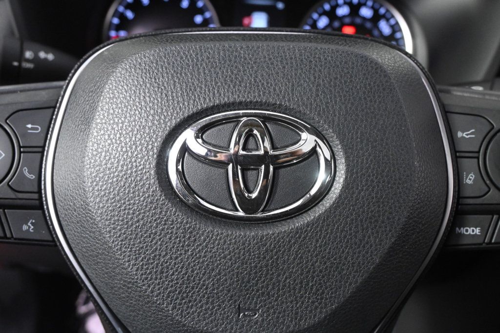 Used 2021 Toyota RAV4 XLE w/ Convenience Package AWD/4WD image 35