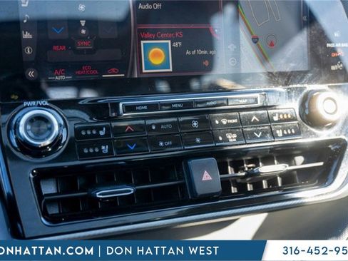 Used 2020 Toyota Highlander Platinum image 10