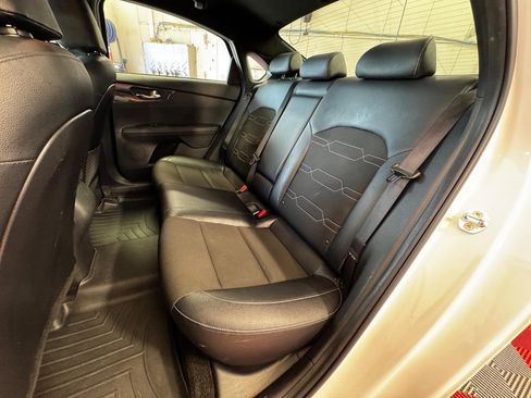 Used 2023 Kia Forte GT-Line w/ GT-Line Technology Package image 12