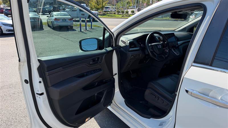 Used 2018 Honda Odyssey Touring image 20
