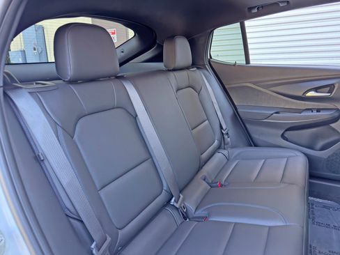 Used 2026 Buick Envista Sport Touring w/ Convenience I Package FWD image 34
