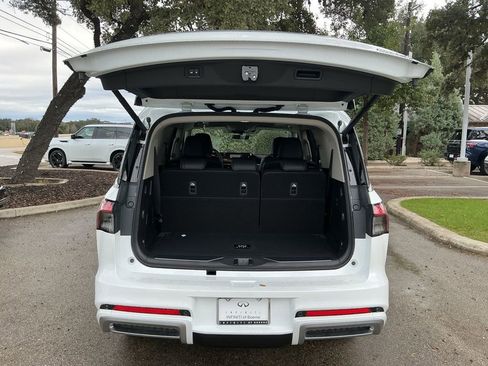 New 2026 INFINITI QX80 Pure w/ Cargo Package RWD image 25