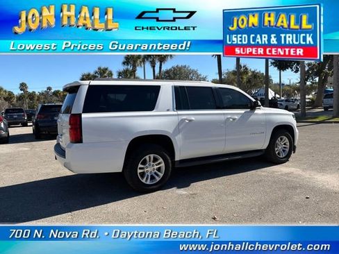 Used 2018 Chevrolet Suburban LT image 15