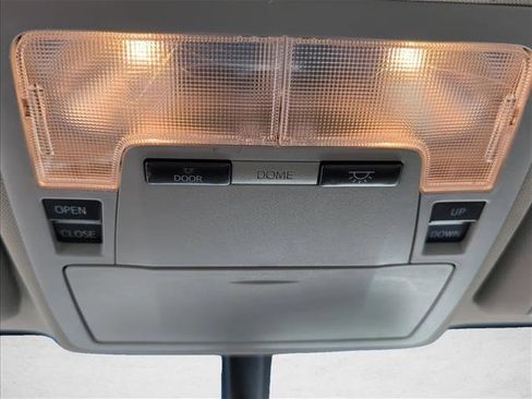 Used 2014 Toyota Avalon XLE Premium image 19