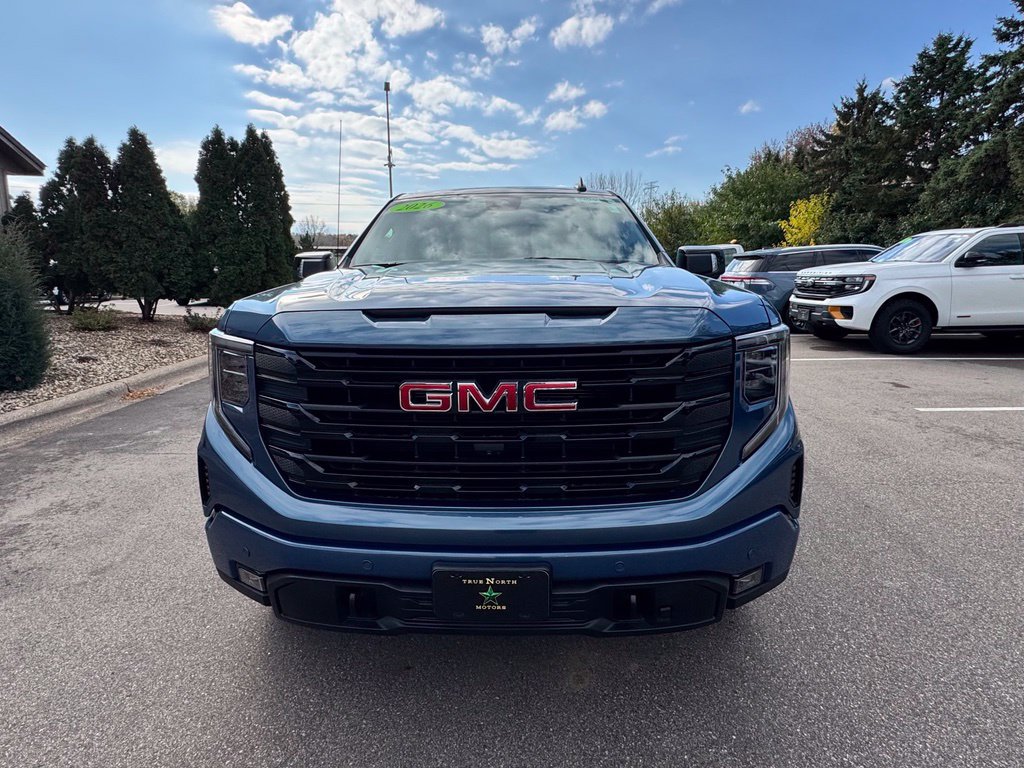 Used 2026 GMC Sierra 1500 Elevation w/ Elevation Premium Package AWD/4WD image 3