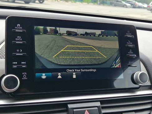 Used 2019 Honda Accord Sport image 17