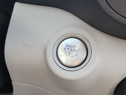 New 2026 Hyundai Venue SEL image 8