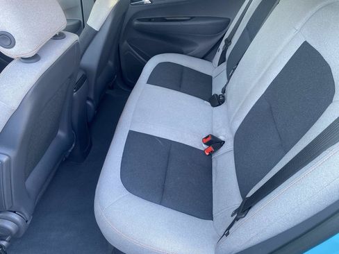 Used 2020 Chevrolet Bolt LT FWD image 9