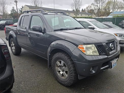 Used 2011 Nissan Frontier PRO-4X w/ Pro-4x Luxury Pkg image 2