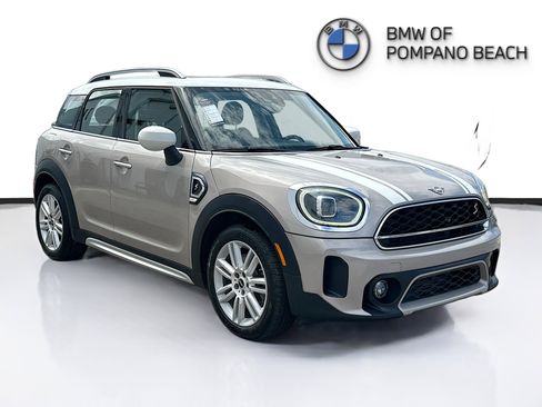 Used 2023 MINI Cooper Countryman S FWD image 1