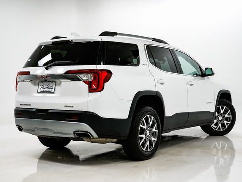 Used 2023 GMC Acadia SLT image 32