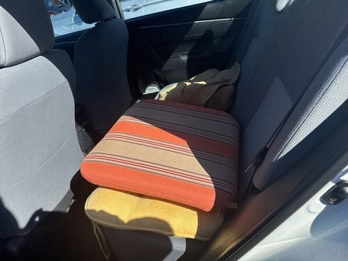 Used 2015 Toyota Corolla L image 5