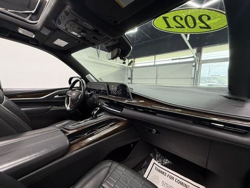 Used 2021 Cadillac Escalade Sport Platinum image 24