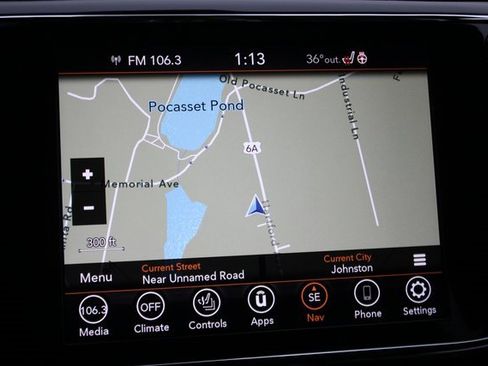 Used 2022 Jeep Grand Cherokee Laredo X image 5