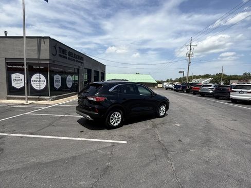 Used 2020 Ford Escape SE AWD/4WD image 17
