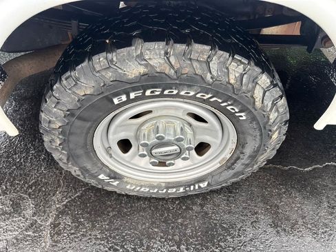 Used 2017 Ford F350 XL w/ Power Equipment Group AWD/4WD image 8