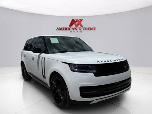 Used 2024 Land Rover Range Rover SE AWD/4WD image 7
