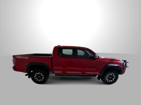Certified 2023 Toyota Tacoma TRD Off-Road w/ TRD Premium Off Road Package AWD/4WD image 9
