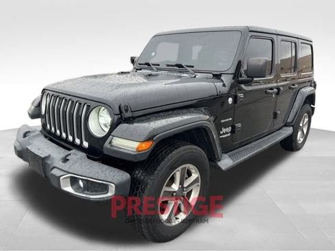 Used 2018 Jeep Wrangler Unlimited Sahara w/ Dual Top Group image 12