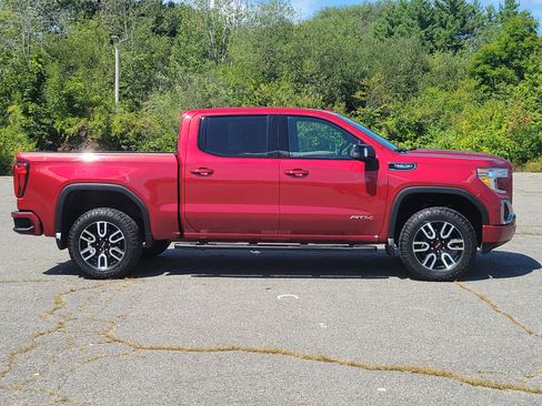 Used 2019 GMC Sierra 1500 AT4 w/ AT4 Premium Package AWD/4WD image 4