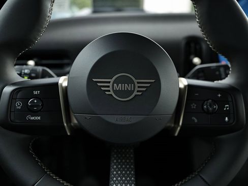 New 2026 MINI Cooper 2-Door Hardtop image 30