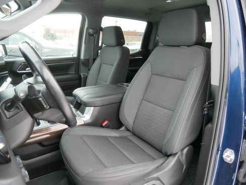 Used 2023 Chevrolet Silverado 1500 LT Trail Boss w/ Protection Package image 9