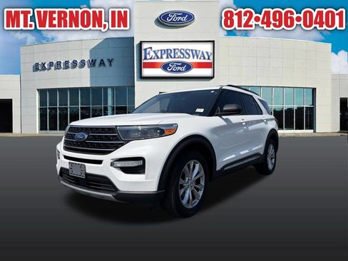 Used 2021 Ford Explorer XLT w/ Equipment Group 202A AWD/4WD image 3