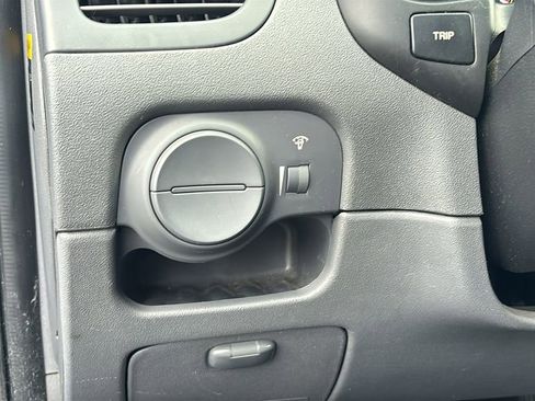 Used 2009 Kia Rio LX image 15