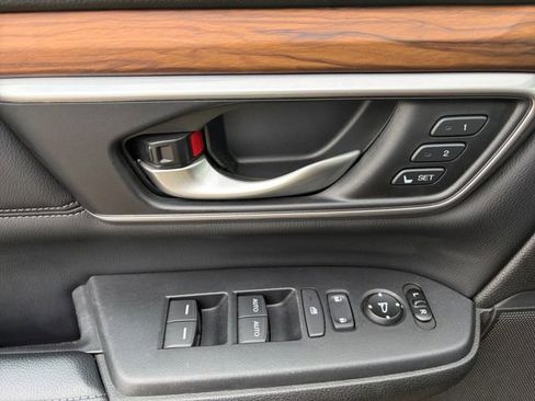 Used 2017 Honda CR-V EX-L image 4