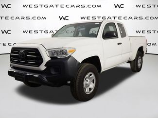 Used 2019 Toyota Tacoma SR video 1