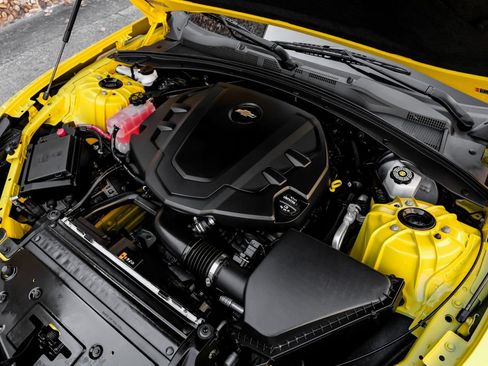 Used 2018 Chevrolet Camaro LT w/ RS Package RWD image 47
