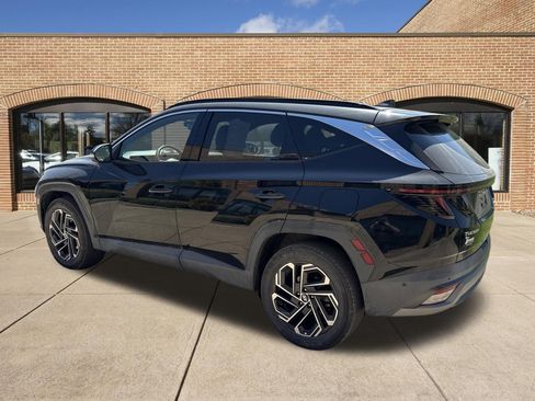 Used 2023 Chrysler Pacifica Touring-L FWD image 10
