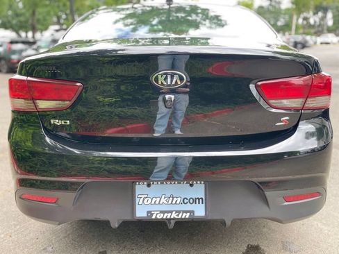 Used 2019 Kia Rio S FWD image 5