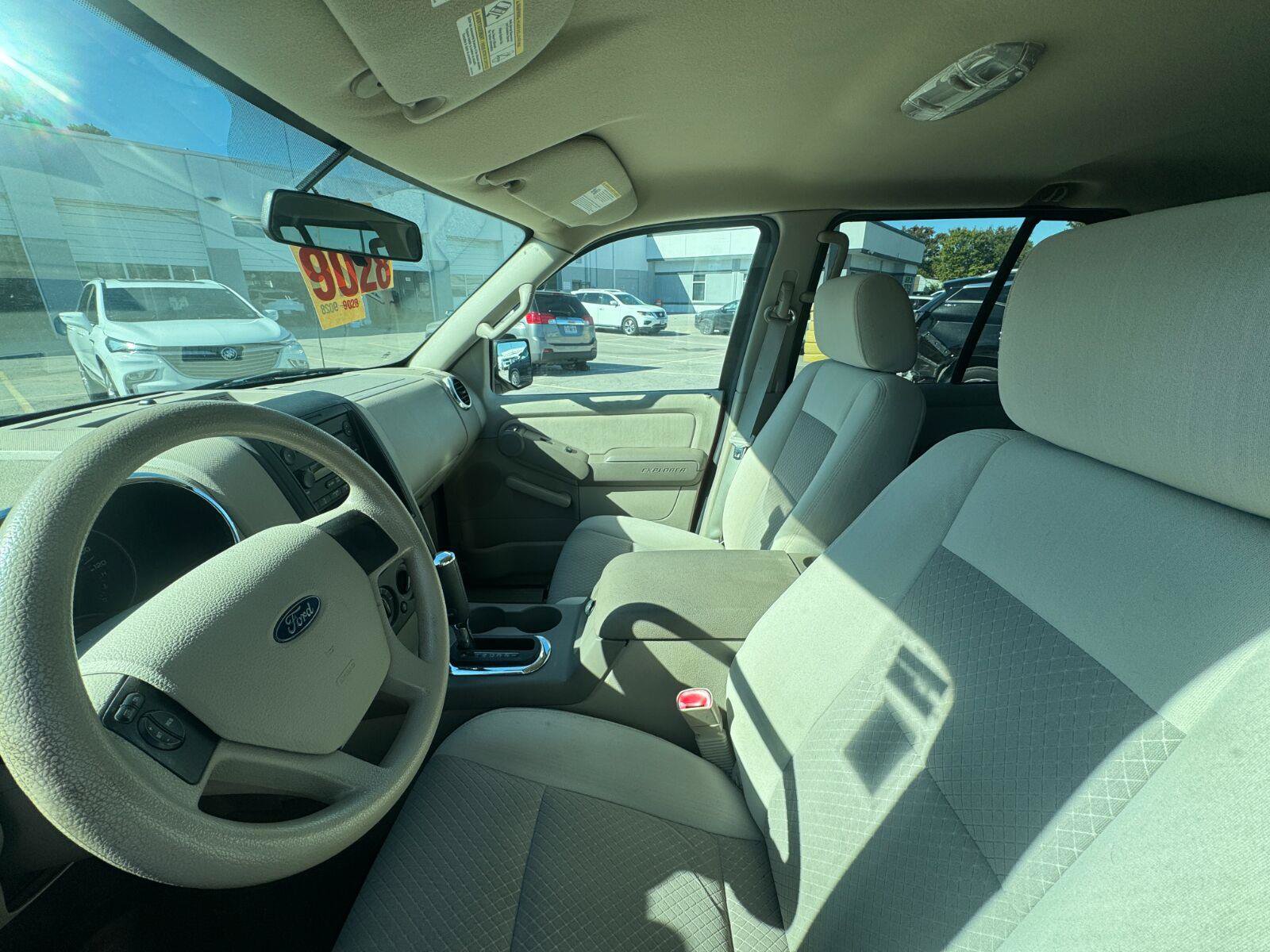 Used 2006 Ford Explorer XLS RWD image 15