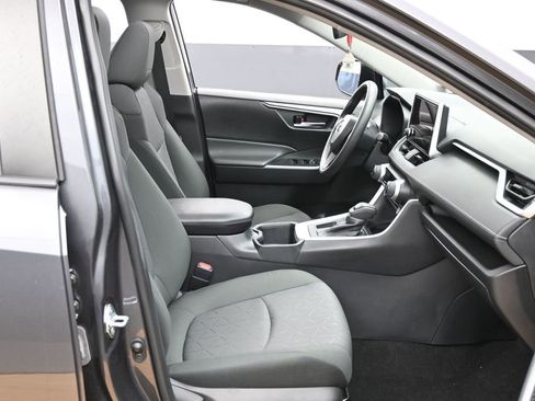 Used 2024 Toyota RAV4 XLE w/ Convenience Package FWD image 37