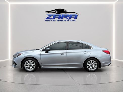 Used 2018 Subaru Legacy 3.6R Limited AWD/4WD image 4