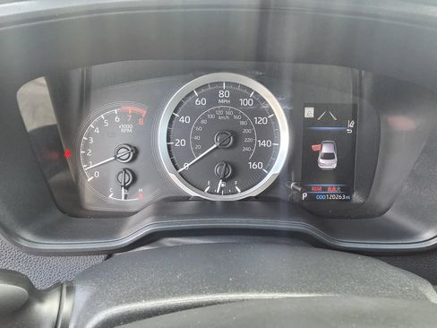 Used 2020 Toyota Corolla LE FWD image 11