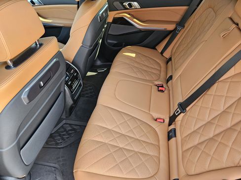 Used 2026 BMW X5 xDrive40i w/ Climate Comfort Package AWD/4WD image 26