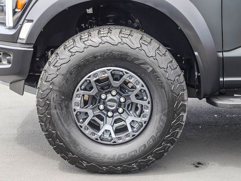 Used 2024 Ford F150 Raptor AWD/4WD image 14