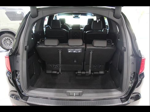 Used 2023 Honda Odyssey Sport image 19