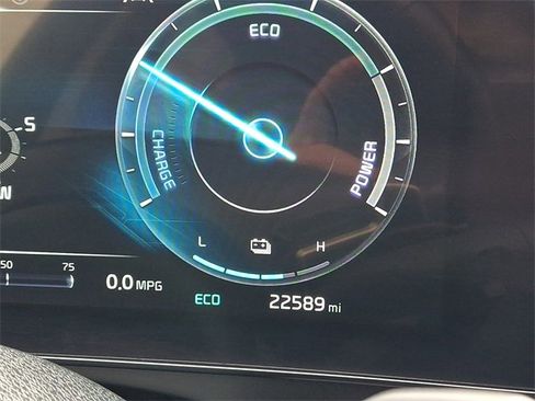 Certified 2025 Kia Sportage SX Prestige image 19